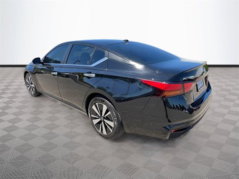 Used 2022 Nissan Altima 2.5 SV image 5
