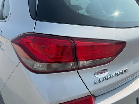 Used 2019 Hyundai Elantra GT image 39