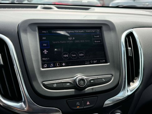 Used 2023 Chevrolet Equinox LT image 26