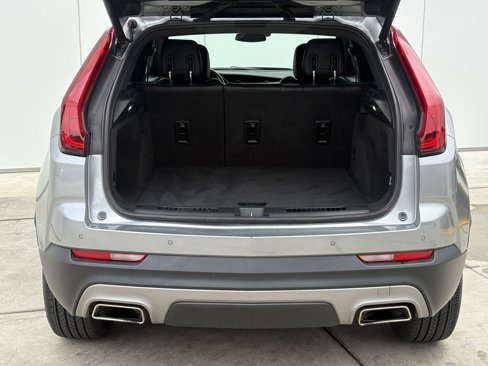 Certified 2023 Cadillac XT4 Premium Luxury image 9