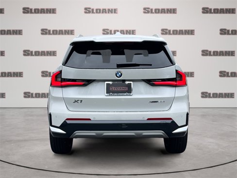 Used 2025 BMW X1 xDrive28i w/ Technology Package image 4