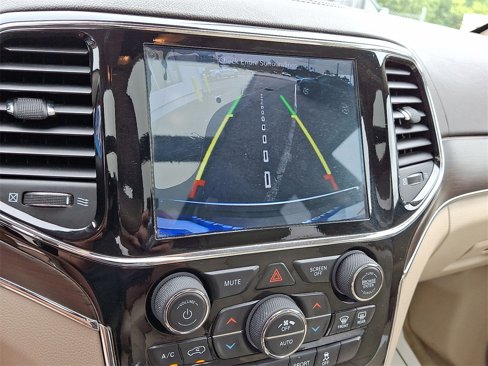 Used 2019 Jeep Grand Cherokee Overland image 15