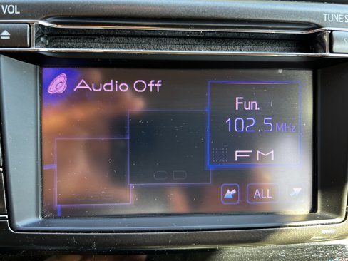 Used 2013 Toyota RAV4 Limited image 23