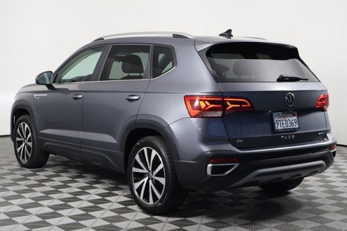 Used 2022 Volkswagen Taos SE image 6