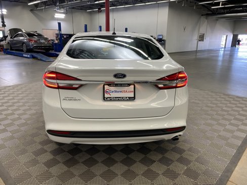 Used 2018 Ford Fusion S image 9
