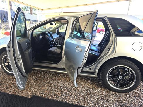 Used 2009 Ford Edge Sport image 23