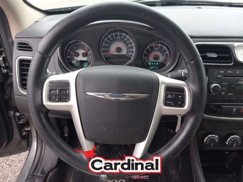 Used 2011 Chrysler 200 Touring image 20
