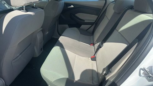 Used 2014 Ford Focus SE image 8