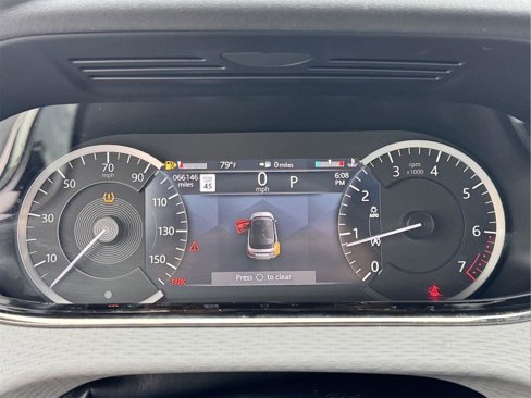 Used 2022 Land Rover Range Rover Evoque R-Dynamic S image 36