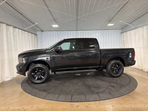 Used 2016 RAM 1500 Express w/ Black Ram 1500 Express Group image 2