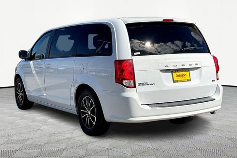 Used 2018 Dodge Grand Caravan SE image 11