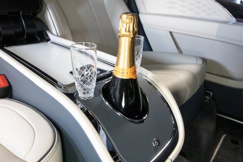 Used 2023 Bentley Bentayga Extended Wheelbase image 71
