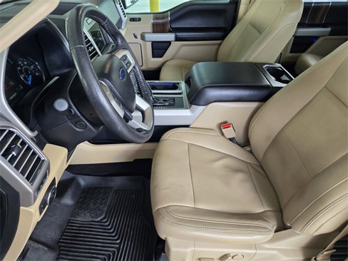 Used 2016 Ford F150 Lariat w/ Equipment Group 502A Luxury image 13
