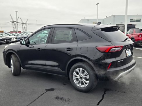 Used 2025 Ford Escape Active w/ Tech Pack #1 image 17