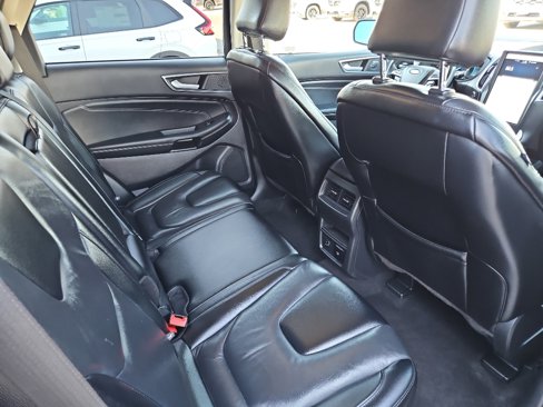 Used 2022 Ford Edge Titanium image 17