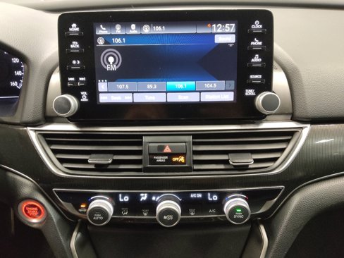 Used 2018 Honda Accord Sport image 25