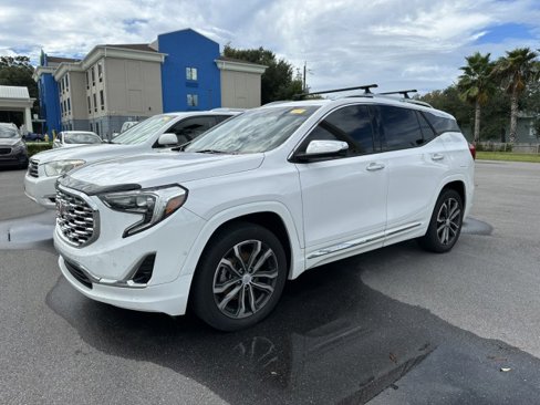 Used 2018 GMC Terrain Denali w/ Advanced Safety Package image 2
