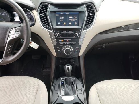 Used 2017 Hyundai Santa Fe Sport image 18
