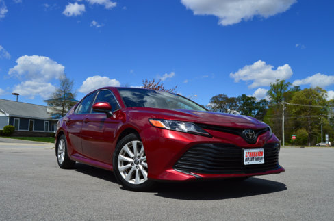 Used 2020 Toyota Camry LE image 18