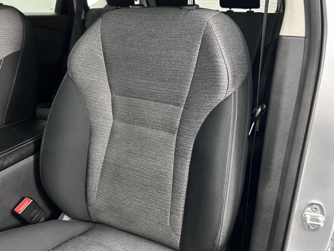 Used 2023 Nissan Rogue SV image 15