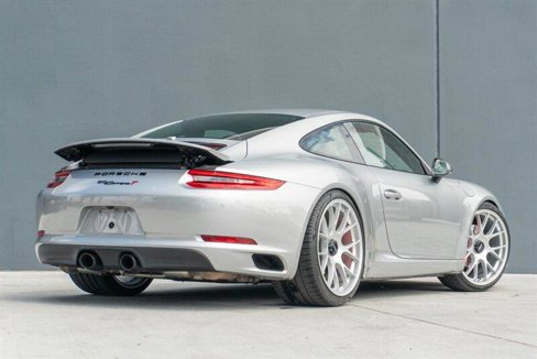 Used 2017 Porsche 911 Carrera image 6