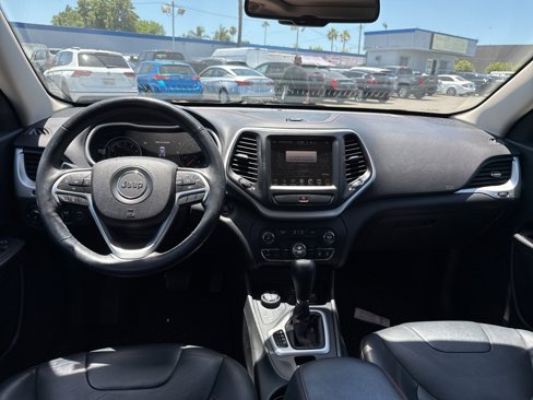 Used 2015 Jeep Cherokee Trailhawk w/ Comfort/Convenience Group image 10