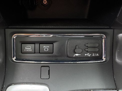 Used 2020 Subaru Ascent Limited w/ Technology Package image 27