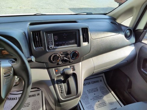Used 2020 Nissan NV200 SV image 27