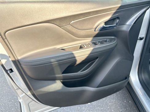 Certified 2022 Buick Encore Preferred image 22