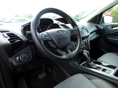 Used 2018 Ford Escape SE image 27