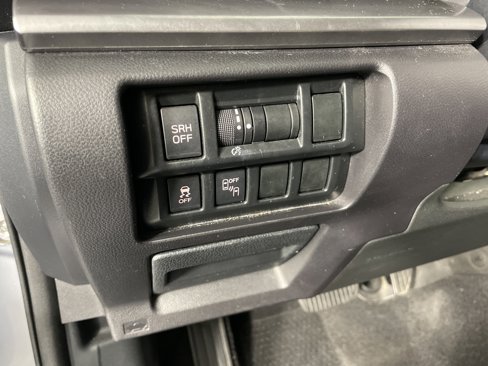 Used 2017 Subaru Impreza 2.0i Limited image 25