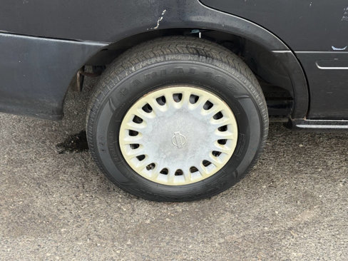Used 1997 Nissan Sentra XE image 12