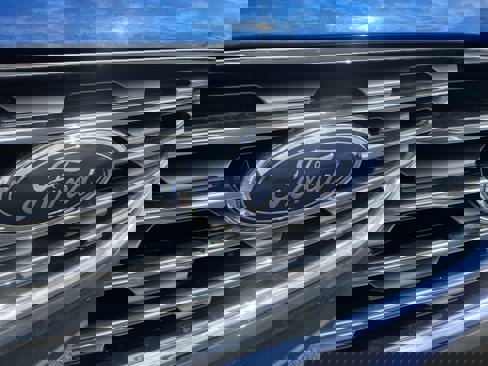 Used 2022 Ford Edge Titanium image 31