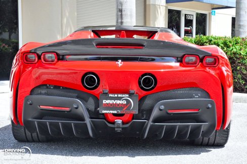 Used 2023 Ferrari SF90 Spider image 26