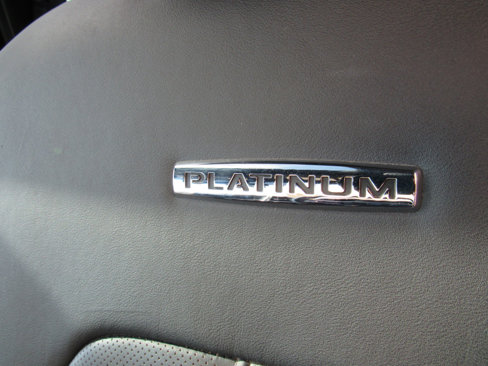 Used 2015 Ford F150 Platinum w/ Equipment Group 701A Luxury image 37