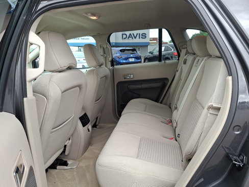 Used 2007 Ford Edge SE image 9