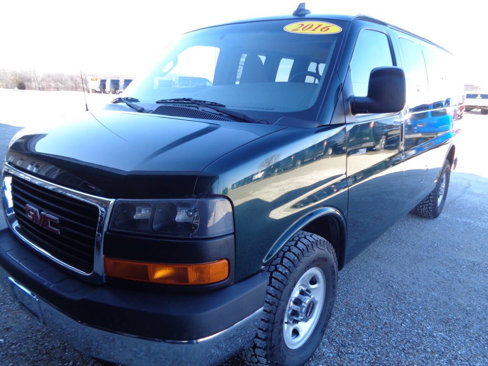 Used 2016 GMC Savana 3500 LT w/ LT Preferred Equipment Group image 67