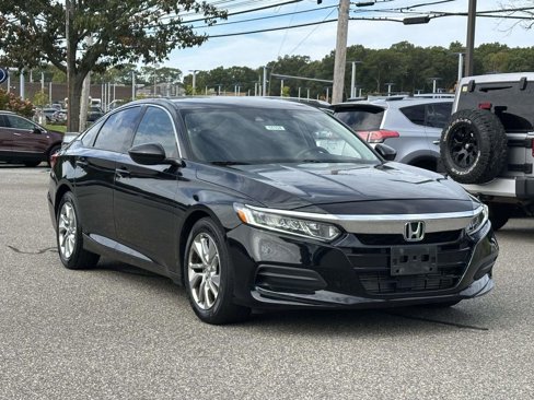 Used 2018 Honda Accord LX image 2