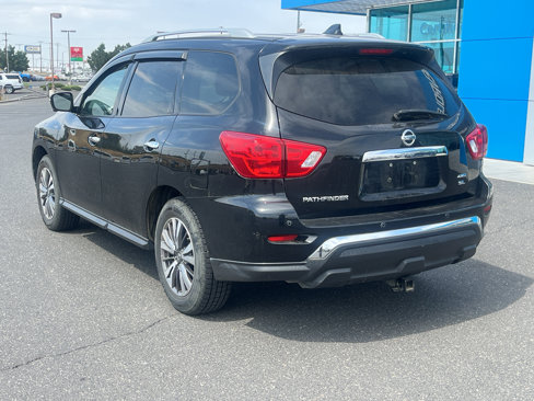 Used 2019 Nissan Pathfinder SL image 2