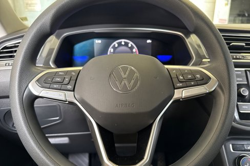 Used 2022 Volkswagen Tiguan S image 24