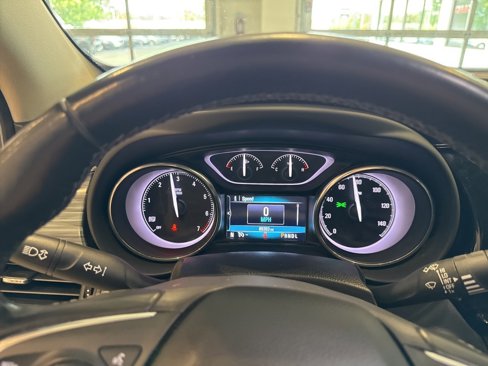 Used 2019 Buick Envision Essence image 30