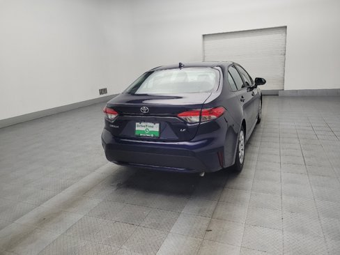 Used 2021 Toyota Corolla LE image 9