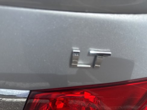 Used 2013 Chevrolet Cruze LT w/ RS Package image 5