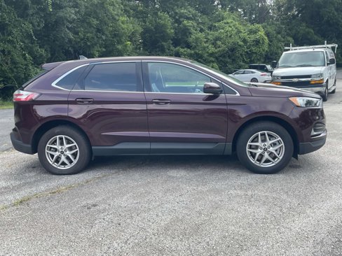 Used 2024 Ford Edge SEL image 9