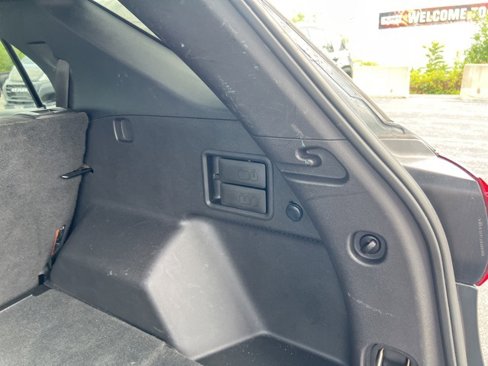 Used 2019 Chevrolet Equinox LT image 6