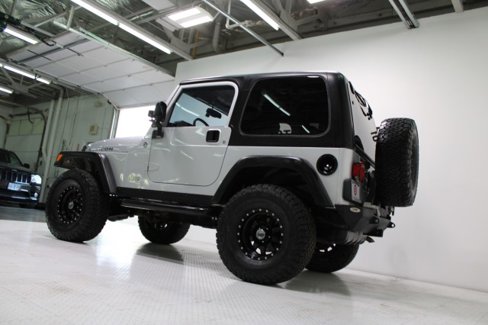 Used 2005 Jeep Wrangler Rubicon w/ Security Group image 39