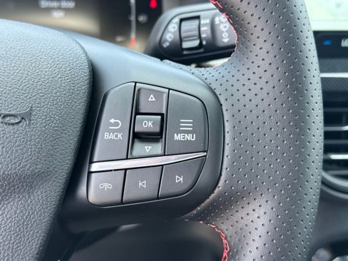 New 2025 Ford Escape ST-Line image 17