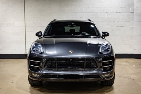 Used 2017 Porsche Macan Turbo image 3