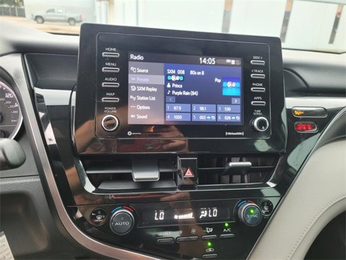 Used 2023 Toyota Camry LE image 19
