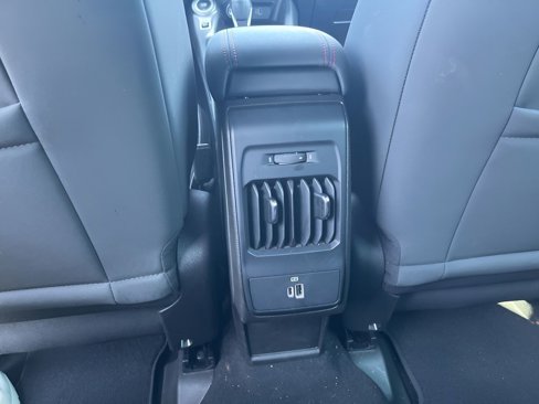 Used 2024 Dodge Hornet R/T image 33